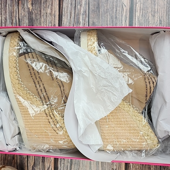 NIB VINCE CAMUTO BRISSIA TORTILLA SILKY NUBUCK PLATFORM WEDGE MULES - Picture 11 of 12